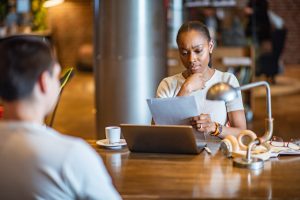 Orient'Action, rédiger CV, métier, embauche, candidature, emploi, salarié, curriculum vitae, cv, écrire, emploi, bilan de compétences, formation, accompagnement, expériences professionnelles, recruteur, avantages, se faire accompagner par Orient'Action pour créer son entreprise