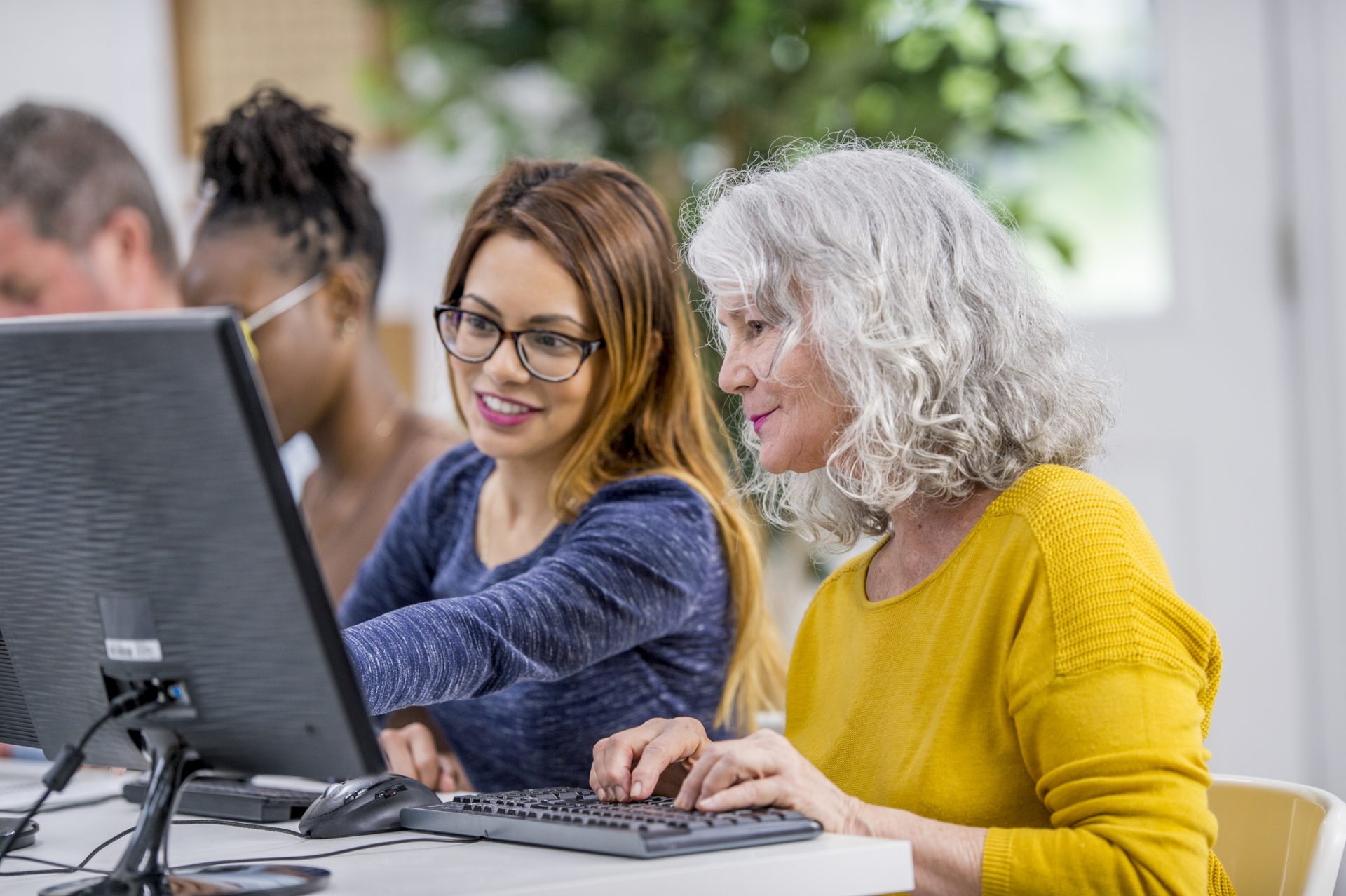 reprendre ses études tardivement, pas de limite d'âge, cours du soir, cours à distance, e-learning, formation, MOOC, CQP, VAE, Bilan de compétences, ORIENTACTION