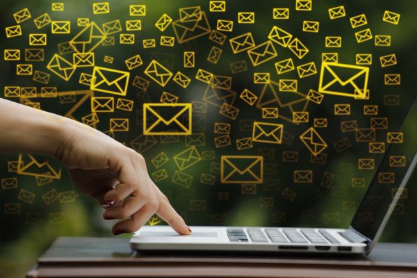 5 idées, newsletter pour doper vos ventes, booster, développer chiffre d'affaires, e-commerce, astuces, boutique en ligne, e-mail marketing, guide pratique, soldes, performances