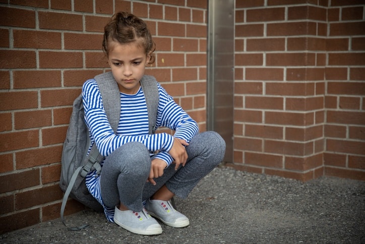 Prévention du harcèlement scolaire, Protéger son enfant, Conseils anti-harcèlement, Soutien psychologique enfant, Sensibilisation au harcèlement, Solutions contre le harcèlement scolaire, Sécurité à l'école, Aide aux victimes de harcèlement, Bien-être des élèves, Dialogue parent-enfant, Stratégies de prévention du harcèlement, Ressources éducatives sur le harcèlement, Intimidation à l'école, Éducation respectueuse, Signaler le harcèlement scolaire, Cyberharcèlement, Groupe de soutien harcèlement, Ateliers anti-harcèlement, Bystander effect, Campagnes de sensibilisation, Programmes scolaires anti-harcèlement, Médiation scolaire, Confiance en soi et résilience, Lutte contre les discriminations, École inclusive et bienveillante.