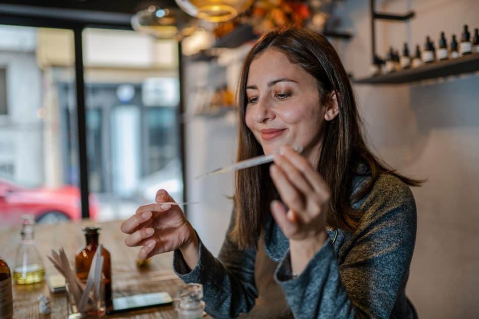 Fiche métier : comment devenir aromathérapeute ?
