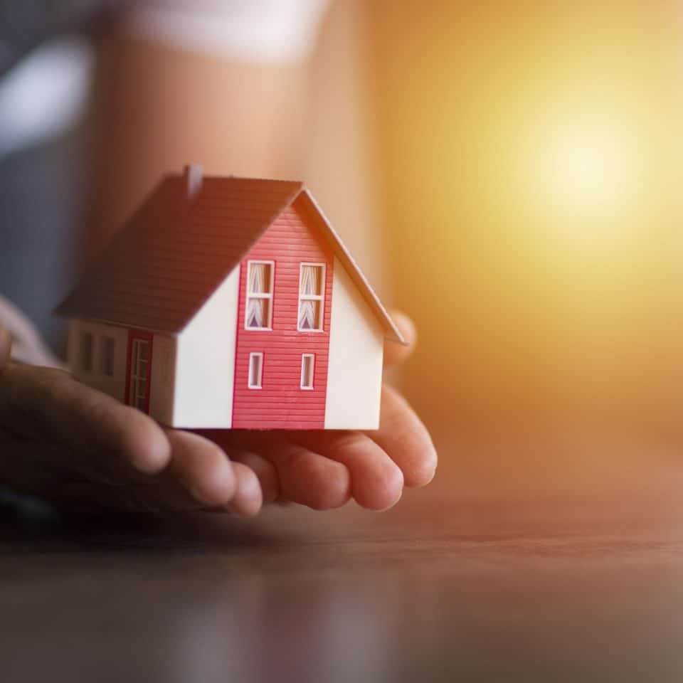 achat immobilier, investissement, marché immobilier, stabilité financière, taux d'intérêt, prêt immobilier, apport personnel, capacité d'emprunt, timing d'achat, projet immobilier, situation économique, bilan financier, simulation de crédit, planification financière, économies, analyse de marché, investissement long terme, conseiller immobilier, opportunité d'achat, stratégie d'achat, potentiel de revente, situation personnelle, crédit immobilier, fonds de notaire, dossier de prêt
