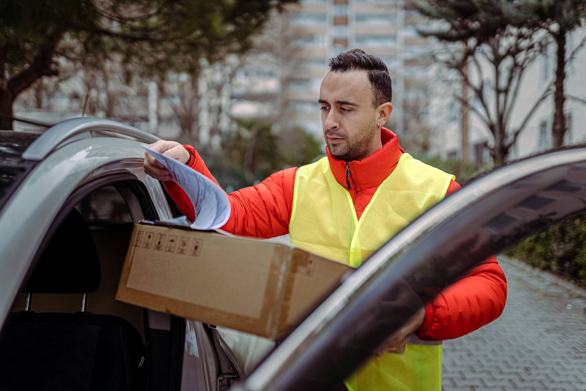 facteur, la poste, reconversion professionnelle, changer de métier, compétences, soft skills, autonomie, méthode, sens de l’orientation, sens du contact, relation client, faire un bilan de compétences, ORIENTACTION