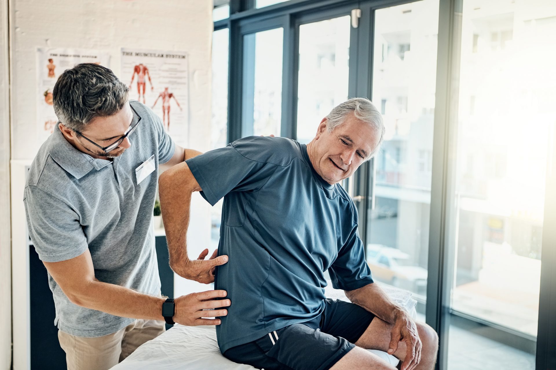 kinésithérapeute, masseur, bien-être, rééducation, paramédical, kiné, masseur-kinésithérapeute, santé, formation, rémunération, bilan de compétences, ORIENTACTION