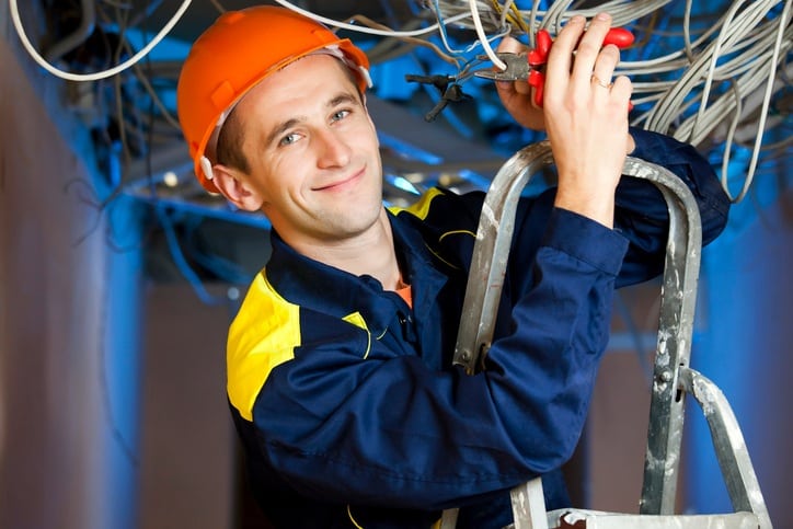 Les outils d'un expert en électricité