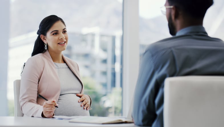 grossesse, reconversion professionnelle, femme enceinte, changement de carrière, accompagnement personnalisé, bien-être maternel, formation adaptée, conseils pour futures mamans, flexibilité, équilibre travail-vie, compétences transférables, période prénatale, Opportunités pour Femmes Enceint projet professionnel pendant grossesse, transition de carrière, soutien psychologique, métiers compatibles, formation à distance, sécurité et santé au travail, aménagement du temps de travail, droits de la femme enceinte, préparation à la maternité, conciliation grossesse-formation, repositionnement professionnel, épanouissement professionnel.