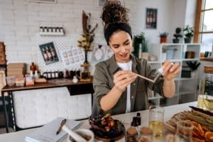 Reconversion bien-être, formation thérapie, yoga, méditation, coach bien-être, relaxation, aromathérapie, nutrition saine, thérapie holistique, massage, sophrologie, acupuncture, naturopathie, développement personnel, hygiène de vie, techniques de respiration, gestion du stress, soins énergétiques, thérapie alternative, pleine conscience, bien-être mental, équilibre corps-esprit, formation professionnelle, certification bien-être, pratiques de bien-être.