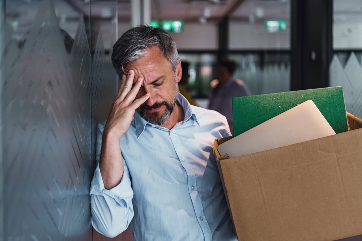 Démission en cas de dépression, Santé mentale et travail, Quitter son emploi, Procédures de démission, Congé pour raisons de santé, Droits des employés dépressifs, Bien-être au travail, Conseils de démission, Soutien psychologique, Négociation de départ, Indemnisation en cas de dépression, Protection de l'emploi, Dialogue avec l'employeur, Rupture conventionnelle, Gestion du stress professionnel, Droit du travail, Planification de carrière, Assistance juridique, Réorientation professionnelle, Assurance maladie, Accompagnement professionnel, Transition de carrière, Réseau de soutien, Préavis de démission, Stratégies de sortie de l'emploi.