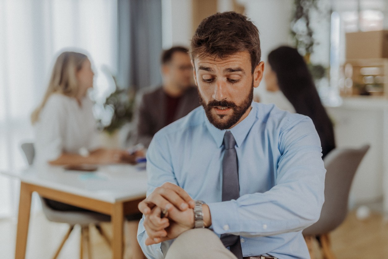 Bilan de compétences, Temps de travail, Formation professionnelle, Compte Personnel de Formation (CPF), Accord de l'employeur, Développement de carrière, Législation sur la formation, Planification professionnelle, ORIENTACTION, Droits de formation, Gestion du temps, Carrière et travail, Évaluation professionnelle, Accès à la formation, Compétences et emploi, Conseil en carrière, Aménagement du temps de travail, Formation pendant le travail, Demande de formation, Opportunités de développement, Prise en charge de la formation, Flexibilité professionnelle, Carrière et formation, Dialogue social, Investissement en compétences.