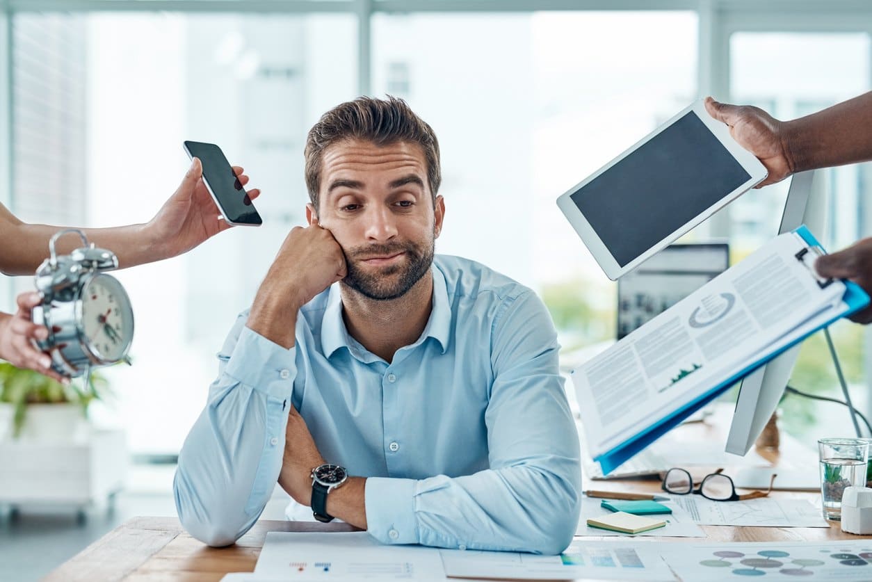 Test de bore-out, Évaluation du désengagement professionnel, Symptômes de bore-out, Ennui au travail, Manque de motivation, Fatigue professionnelle, Diagnostic de bore-out, Burnout inversé, Insatisfaction au travail, Démotivation professionnelle, Épuisement émotionnel, Sentiment d’inutilité, Absence de stimulation, Bien-être au travail, Perte d’intérêt professionnel, Risques psychosociaux, Manque de défis, Environnement de travail monotone, Sous-stimulation au travail, Analyse du bien-être professionnel, Désengagement émotionnel, Manque de reconnaissance, Dépression professionnelle, Détachement du travail, Stress de l’ennui.