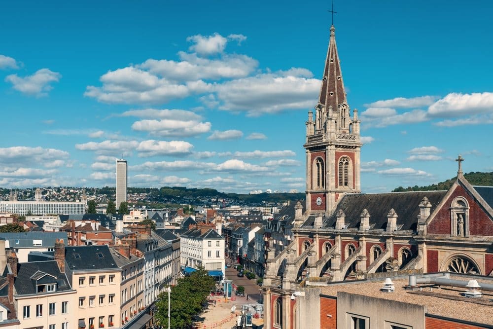 bilan de compétences, Rouen, orientation professionnelle, reconversion professionnelle, développement de carrière, formation continue, évaluation des compétences, coaching professionnel, objectifs professionnels, gestion des talents, compétences transférables, perfectionnement, conseil en orientation, analyse de carrière, plan de développement professionnel, développement personnel, potentiel professionnel, satisfaction au travail, recherche d'emploi, stratégies de développement, accompagnement de carrière, choix de carrière, amélioration professionnelle, conseils de carrière, transition professionnelle