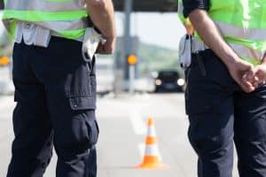 ASVP, surveillance, voie publique, sécurité, fiche métier, agent municipal, réglementation, stationnement, contrôle, circulation, verbalisation, prévention, domaine public, uniforme, respect des lois, formation, compétences, responsabilités, emploi municipal, autorité locale, patrouille, règles de stationnement, équipement de sécurité, communication, service public.