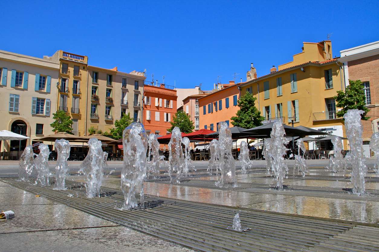 bilan de compétences, Perpignan, orientation professionnelle, développement de carrière, réorientation, compétences personnelles, analyse professionnelle, coaching de carrière, évaluation des compétences, découverte de soi, objectifs professionnels, changement de carrière, accompagnement professionnel, conseil en carrière, gestion de carrière, transition professionnelle, potentiel professionnel, amélioration des compétences, plan de carrière, choix professionnels, identification des talents, stratégie de carrière, motivation professionnelle, satisfaction au travail, évolution professionnelle