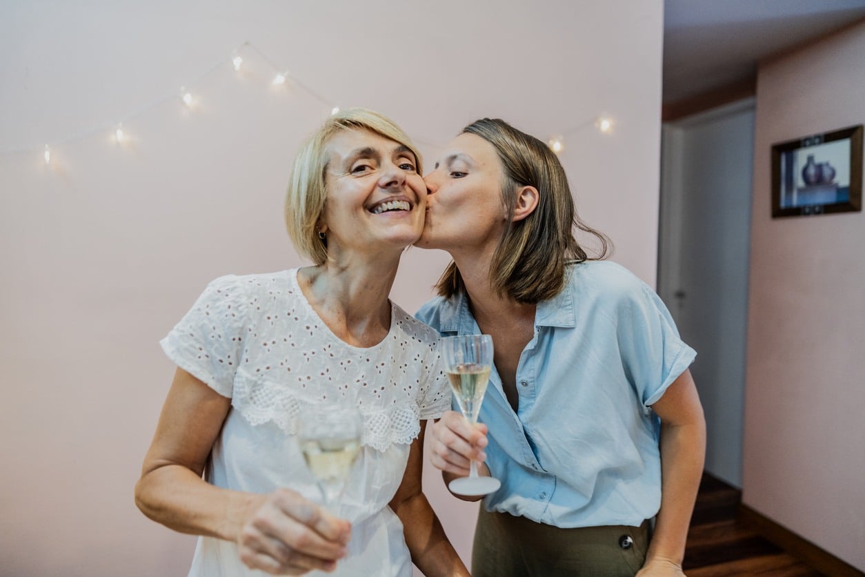 messages d'anniversaire maman, souhaits pour maman, joyeux anniversaire maman, vœux maternels, anniversaire mère, messages touchants maman, meilleurs vœux maman, citations anniversaire maman, cartes d'anniversaire mère, mots d'amour maman, texte anniversaire mère, doux messages maman, messages sincères maman, affection maman, célébration mère, amour inconditionnel, tendresse maman, messages personnalisés maman, félicitations maman, inspiration anniversaire maman, vœux chaleureux maman, souvenirs d'anniversaire maman, admiration maman, hommage anniversaire maman, émotion anniversaire maman.