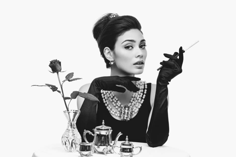citations Audrey Hepburn, inspirations d'Audrey Hepburn, meilleures citations Hepburn, sagesse d'Audrey Hepburn, Audrey Hepburn phrases célèbres, réflexions de Audrey Hepburn, Audrey Hepburn humanitaire, enseignements d'Audrey Hepburn, citations influentes Hepburn, pensées d'Audrey Hepburn, Hepburn sur la vie, Audrey Hepburn style, citations de motivation Hepburn, pensées profondes Audrey Hepburn, héritage d'Audrey Hepburn, Hepburn et la beauté, philosophie d'Audrey Hepburn, impact d'Audrey Hepburn, citations sur l'élégance, Audrey Hepburn et la compassion, sagesse de style de Hepburn, citations d'espoir Audrey Hepburn, Audrey Hepburn icône de mode, Hepburn sur l'amour, influence culturelle d'Audrey Hepburn.
