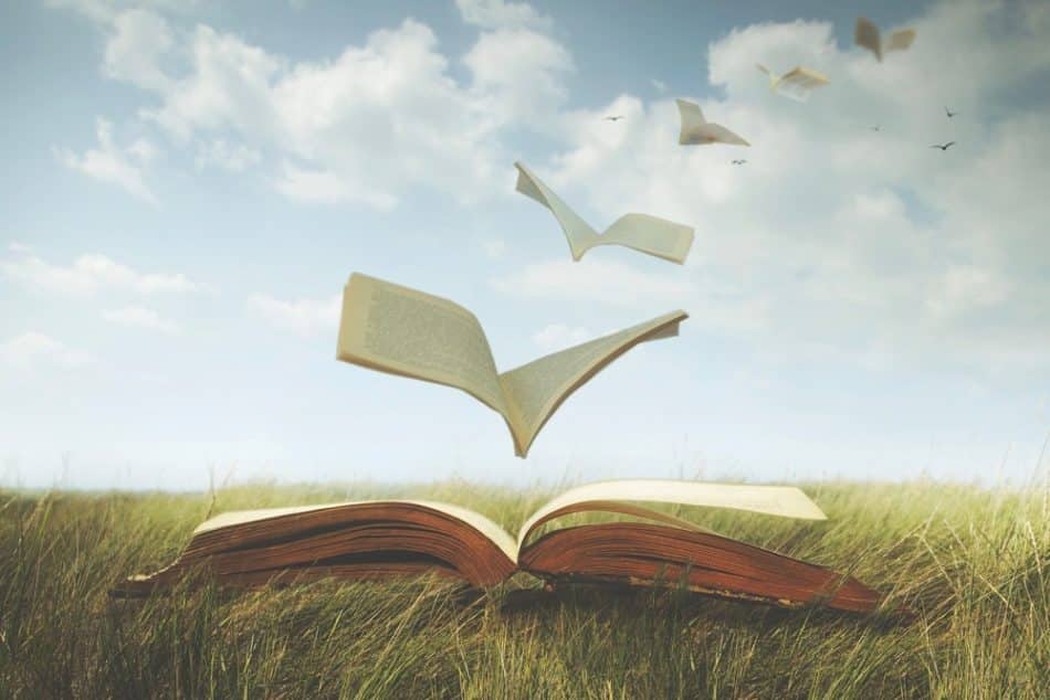 Dix citations inspirantes, Cioran, citations célèbres, philosophie, inspiration, pensée profonde, réflexion, pessimisme, existentialisme, motivation, sagesse, introspection, nihilisme, vie quotidienne, littérature, auteur, humanisme, visionnaire, développement personnel, méditation, solitude, mélancolie, résilience, quête de sens, transformation, philosophie moderne.