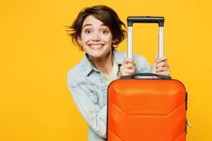 vacances à thème, aventure, détente, culture, nature, sport, bien-être, gastronomie, art, histoire, plage, montagne, exploration, voyage en famille, voyage en solo, road trip, croisière, écotourisme, safari, festival, randonnée, luxe, camping, escapade urbaine, découverte.