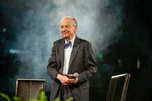 Zig Ziglar, inspirational quotes, motivation, success, personal development, leadership, positivity, self-confidence, goals, perseverance, wisdom, encouragement, self-improvement, mindset, determination, communication, influence, inspiration, sales, ethics, growth mindset, success, well-being, positive attitude.