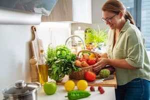 maigrir, perte de poids, régime, astuce rapide, trois jours, techniques de perte de poids, alimentation saine, hydratation, exercices physiques, jeûne intermittent, métabolisme, plan alimentaire, conseils nutritionnels, précautions, santé, brûleurs de graisse, calories, motivation, résultats rapides, mode de vie sain, équilibrage alimentaire, suivis diététiques, objectifs de poids, recommandations.