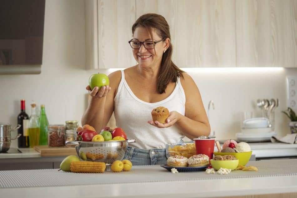 perte de poids, perdre 10 kg, régime rapide, mythe ou réalité, conseils santé, nutrition, exercices physiques, plan alimentaire, jeûne intermittent, hydratation, métabolisme, aliments brûleurs de graisse, calories, mode de vie sain, motivation, effets secondaires, impact sur la santé, suivi médical, témoignages, objectifs de poids, programmes de fitness, équilibres alimentaires, stratégies de perte de poids, résultats rapides.