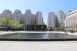 outplacement, Villeurbanne, accompagnement, transition professionnelle, recherche d'emploi, reclassement, coaching, bilan de compétences, employabilité, insertion professionnelle, formation, soutien personnalisé, conseils, marché du travail, développement de carrière, ateliers pratiques, optimisation de CV, lettres de motivation, simulations d'entretien, gestion de carrière, reconversion, réseau professionnel, opportunités d'emploi, services d'accompagnement, réussite professionnelle.