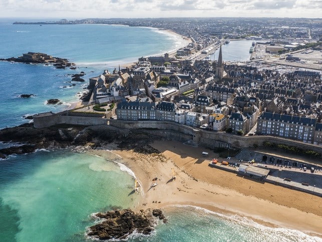 bilan de compétences, outplacement, reclassement, orientaction, chance, cibc, aksis, vast rh, afpa, cnam, catalys conseil, garance et moi, sensei, saint malo, marina cavarroc