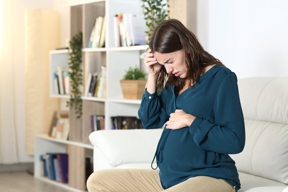 migraine, femme enceinte, traitement migraine, grossesse, options sûres, remèdes efficaces, santé maternelle, médicaments grossesse, gestion migraine, douleur tête, soins prénatals, conseils santé, médecine douce, acupuncture, relaxation, hydratation, sommeil, stress, hormones, prévention migraine, consultation médicale, sécurité médicaments, symptômes migraine, bien-être grossesse, alternatives naturelles.