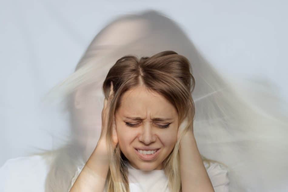 schizophrénie, maladie mentale, santé mentale, démystifier la schizophrénie, symptômes positifs, symptômes négatifs, hallucinations, délires, troubles cognitifs, traitement antipsychotique, psychothérapie, soutien psychosocial, stigmatisation, rétablissement, accompagnement personnalisé, ORIENTACTION, gestion du quotidien, réinsertion professionnelle, estime de soi, confiance en soi, équilibre émotionnel, qualité de vie, soins spécialisés, compréhension de la maladie, parcours de rétablissement.