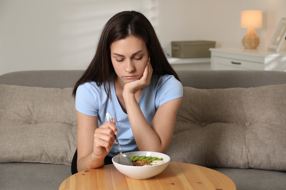 anorexie mentale, trouble de l'alimentation, santé mentale, image corporelle, combat intérieur, restriction alimentaire, soutien psychologique, thérapie, cycle de la honte, perception de soi, gestion du poids, émotions, autocontrôle, stratégies d'adaptation, familles et proches, rétablissement, prévention, éducation nutritionnelle, compassion, symptômes de l'anorexie, impact social, ressources thérapeutiques, sensibilisation, bien-être émotionnel, traitement.