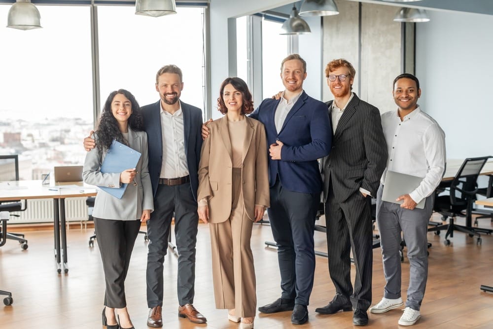 test attractivité, employeur attractif, marque employeur, perception entreprise, image employeur, réputation professionnelle, attractivité RH, engagement employés, fidélisation talents, valeur employeur, benchmarking RH, stratégie recrutement, avantages sociaux, culture d'entreprise, bien-être salariés, politique RH, qualité de vie, satisfaction employés, communication interne, branding RH, positionnement marché, talents recherchés, indicateurs attractivité, différenciation employeur, étude perception