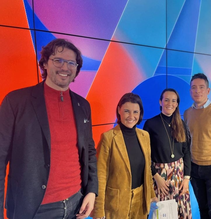 emeric lebreton, bfm business, émission, docteur en psychologie, consultant, interview, média, psychologie du travail, analyse économique, comportement organisationnel, expert rh, télévision, plateau tv, management, conseil en entreprise, interventions médiatiques, stratégie d'entreprise, psychologie économique, ressources humaines, performance professionnelle, communication corporate, expert en leadership, analyse de marché, tendances du travail, influence psychologique, médias spécialisés