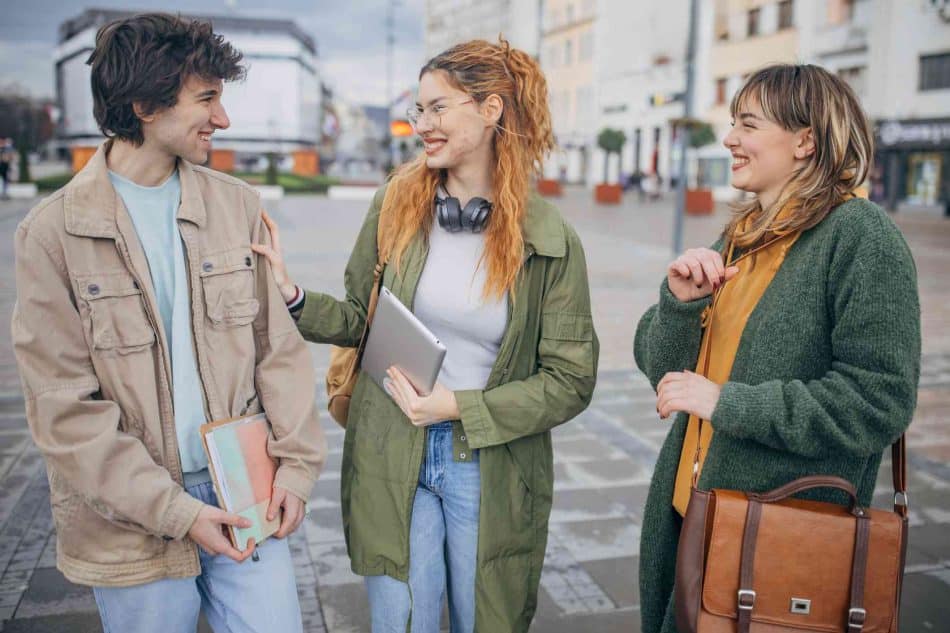 test des 6 centres d'intérêt Hovland, orientation professionnelle, intérêts professionnels, test Hovland, psychologie vocationnelle, centres d'intérêt carrière, questionnaire Hovland, évaluation intérêts, choix de métier, test d'orientation, modèle Hovland, préférences professionnelles, profil intérêts, conseil en orientation, outil pédagogique, orientation scolaire, intérêts personnels, test psychométrique, analyse vocationnelle, décision carrière, exploration métiers, développement vocationnel, évaluation Hovland, test validation, orientation éducative