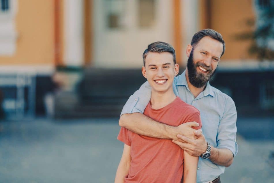 bilan d'orientation, tensions parents-ados, relation parents-enfants orientation, conflits orientation scolaire, dialogue familial orientation, médiation scolaire, accompagnement parental, communication famille orientation, apaisement familial, projet éducatif partagé, soutien parental, collaboration famille-école, compréhension mutuelle orientation, résolution conflits scolaires, harmonie familiale, orientation consensuelle, outils médiation scolaire, dialogue intergénérationnel, co-construction projet, relation éducative, accompagnement global, prévention conflits, écoute active famille, construction projet commun, sérénité orientation