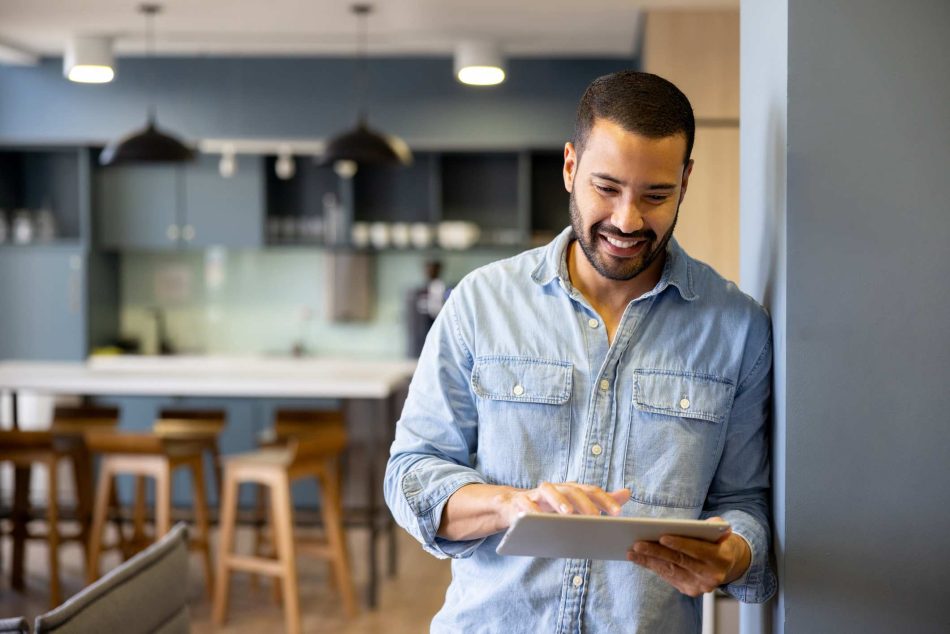 recherche emploi réseau, réseau professionnel numérique, réseautage emploi, réseaux sociaux professionnels, LinkedIn recrutement, relations professionnelles, réseau et emploi, stratégie réseau emploi, contacts professionnels, recommandations emploi, réseau caché marché travail, networking digital, relations humaines emploi, réseau personnel professionnel, mentorat emploi, communauté professionnelle, visibilité réseau, capital social professionnel, entraide professionnelle, cooptation emploi, relations d'affaires, réseau et carrière, contacts utiles emploi, influence réseau professionnel, opportunités cachées réseau