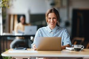 Bilan de compétences en ligne avec un consultant ORIENTACTION en visioconférence