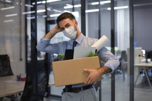 Personne préparant une reconversion après un arrêt maladie